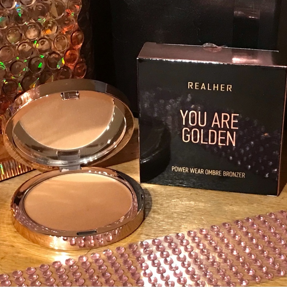 RealHer You Are Golden Power Wear Ombre Bronzer for Face and Body! 8g *BNIB